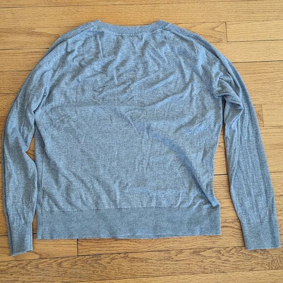 Banana Republic Grey Chevron Knit Sweater Size L - Picture 11 of 11